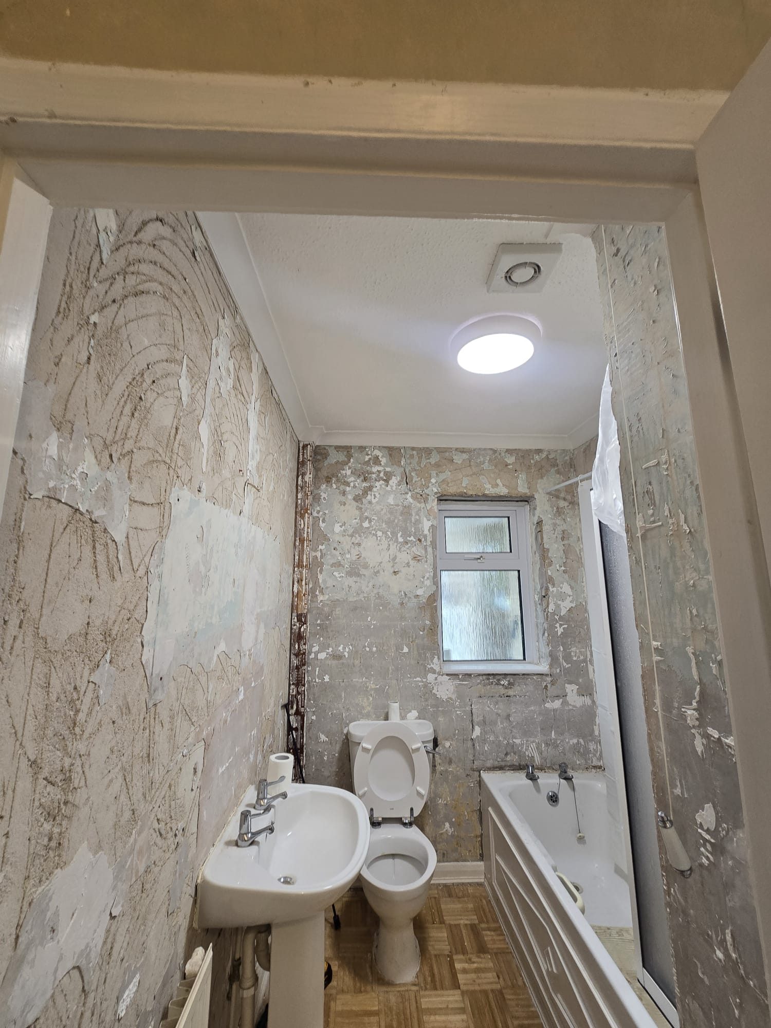 Bathroom before refurbishment view 2
